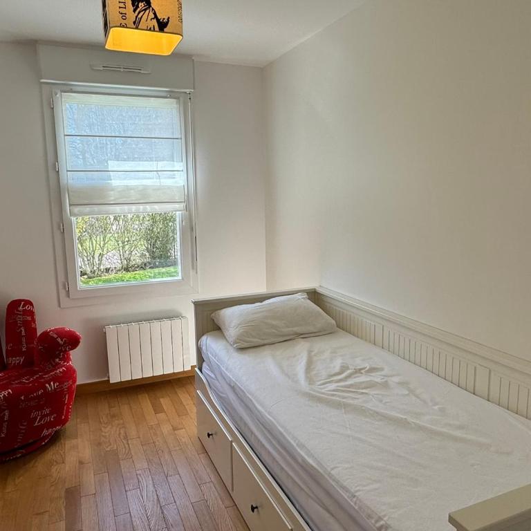 Charmant 3 pièces avec terrasse près de la plage et parking sécurisé - FR-1-487-379 - Apartment - 11