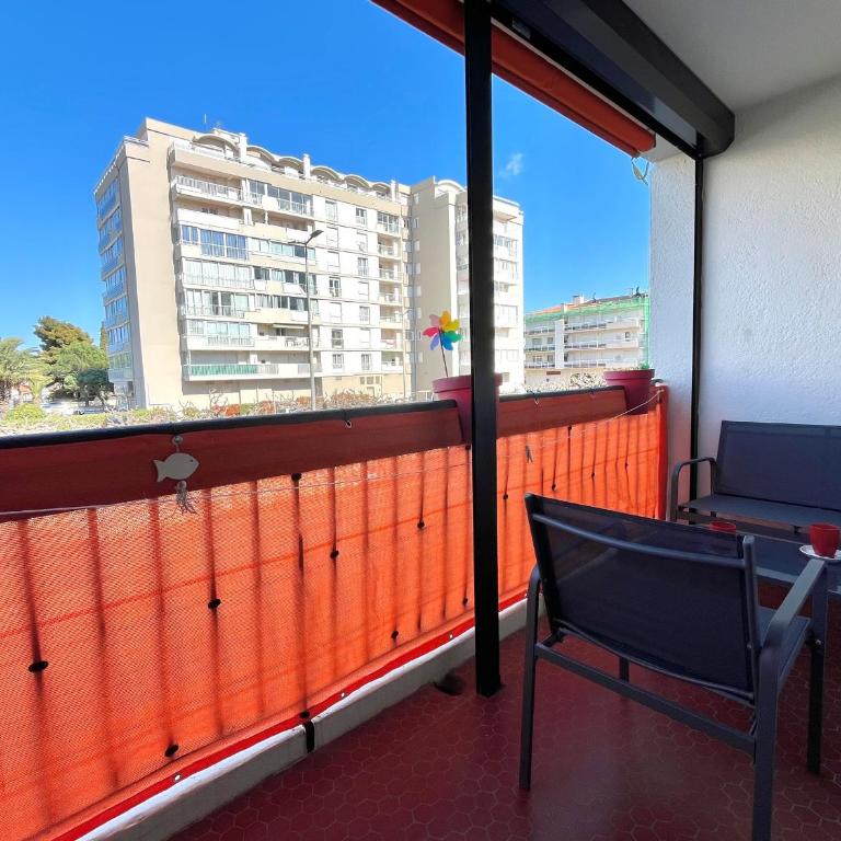 Saint-Cyprien T2, Proche Port, Parking Privé - FR-1-309-500 - Apartment - 1