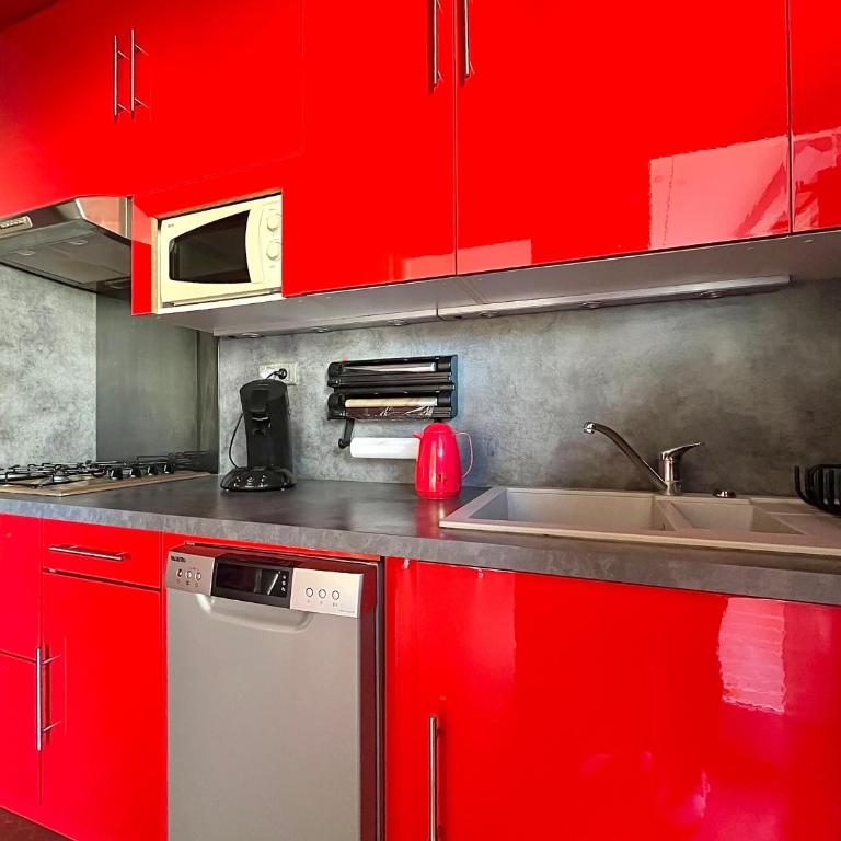 Saint-Cyprien T2, Proche Port, Parking Privé - FR-1-309-500 - Apartment - 5