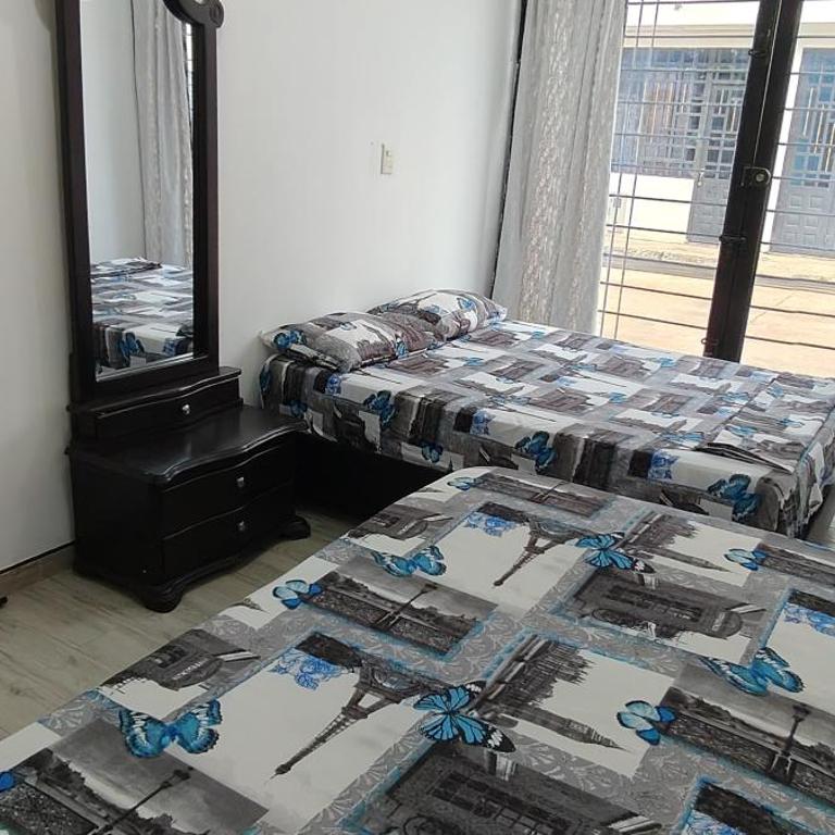 Casa con piscina - Casa de 5 dormitorios - 36