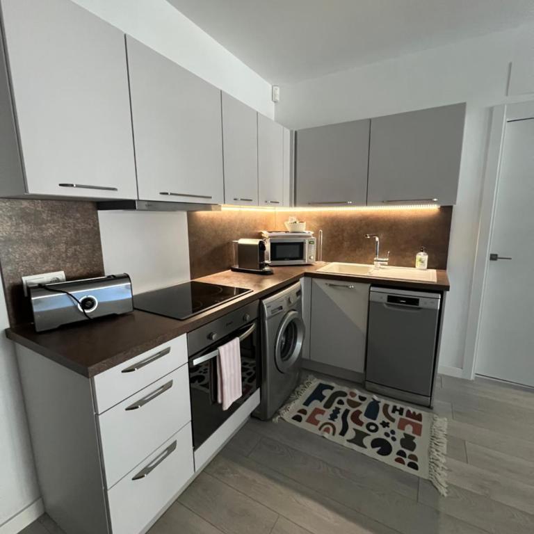 CASTELL BLAU - Apartamento de 1 dormitorio con vistas al mar - 7