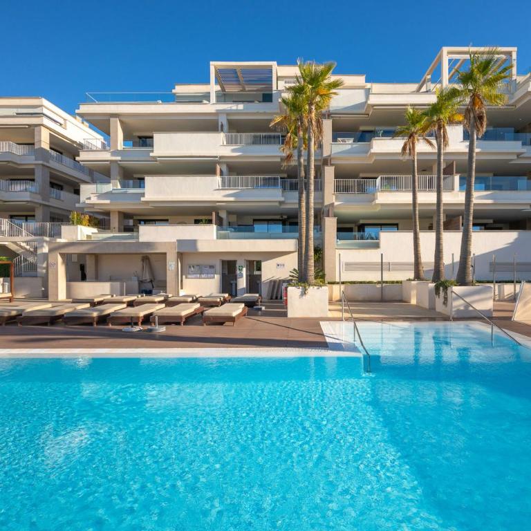 3-bed apartment in La Cala Private Pool Heated Pools & Beach Walks - Apartamento de 3 dormitorios - 2