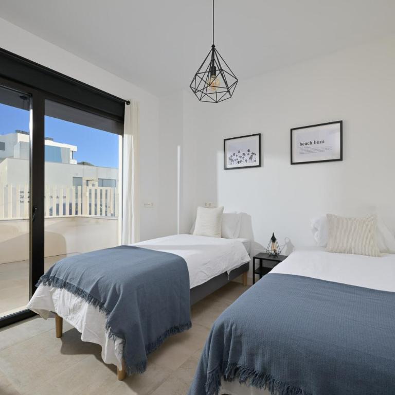 3-bed apartment in La Cala Private Pool Heated Pools & Beach Walks - Apartamento de 3 dormitorios - 16