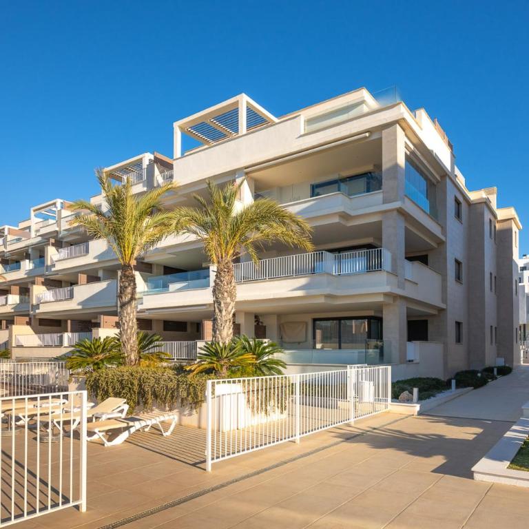 3-bed apartment in La Cala Private Pool Heated Pools & Beach Walks - Apartamento de 3 dormitorios - 24