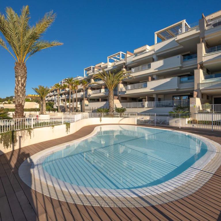 3-bed apartment in La Cala Private Pool Heated Pools & Beach Walks - Apartamento de 3 dormitorios - 28