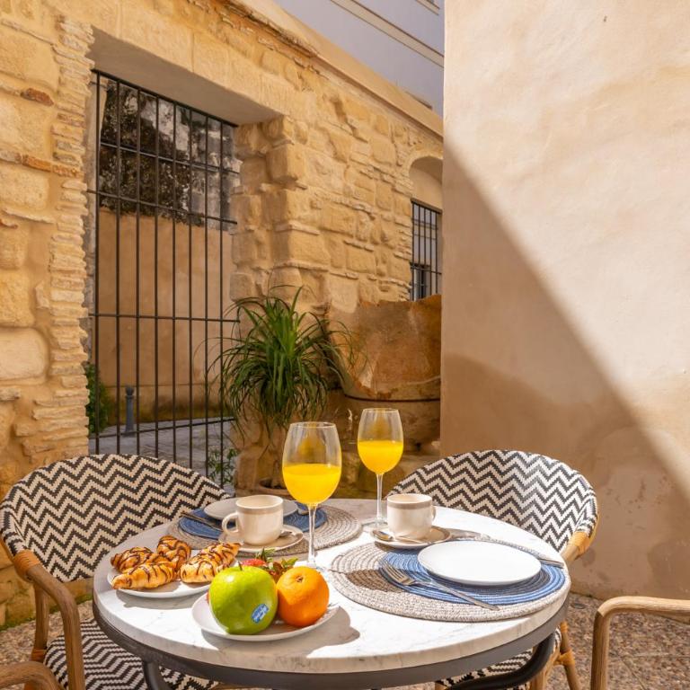 Aladro Apartamentos by Valcambre - Apartamento con terraza - 2