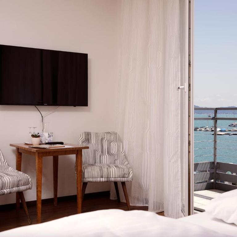 Boutiquehotel Ogris Am See - Standard Double Room with lateral Lake View - 1