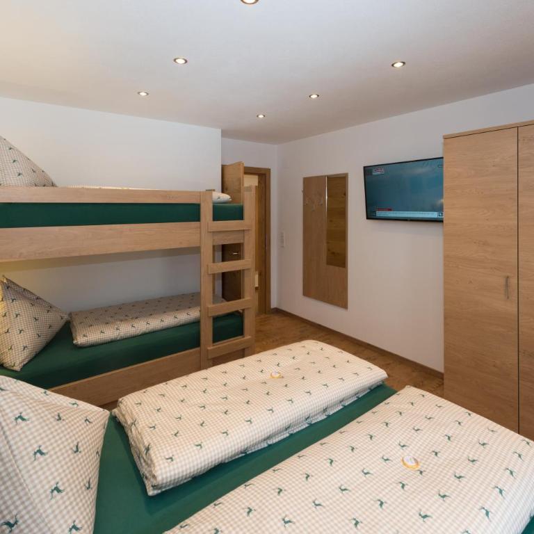 Ferienhof Vorderbichl - Familienapartment mit 2 Schlafzimmern und Aussicht - 4