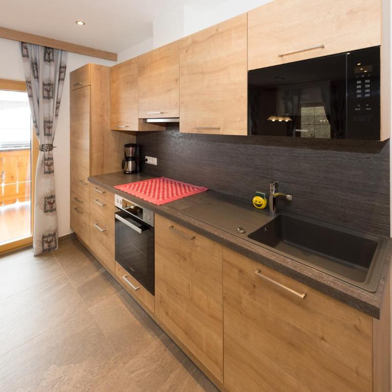 Ferienhof Vorderbichl - Familienapartment mit 2 Schlafzimmern und Aussicht - 10