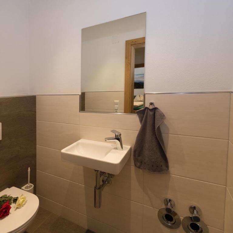 Ferienhof Vorderbichl - Familienapartment mit 2 Schlafzimmern und Aussicht - 12