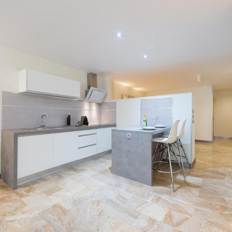 Suites Garden Loft Picasso - Loft - 17