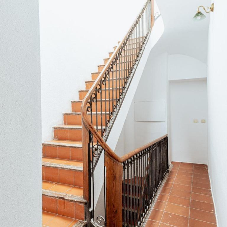 Moonkey Apt Calle Mayor - Two-Bedroom Apartment - 14