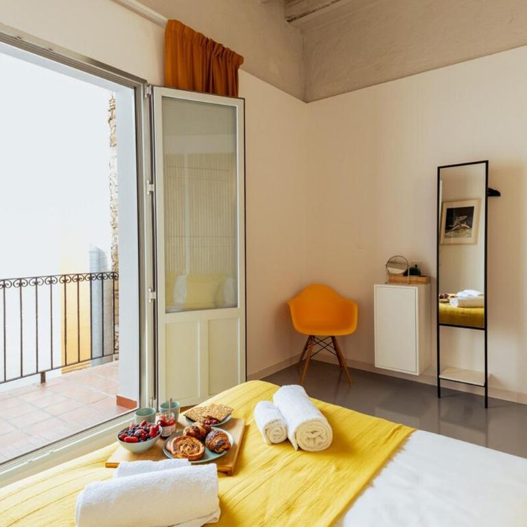 Moonkey Apt Calle Mayor - Two-Bedroom Apartment - 17