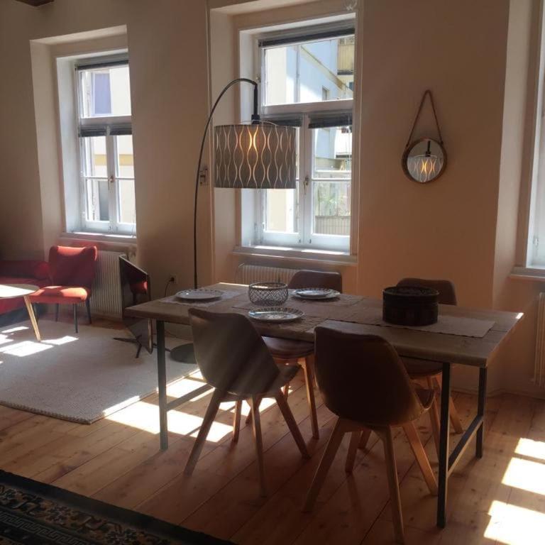Schöne Altstadtwohnung im Herzen der Stadt - One-Bedroom Apartment - 6
