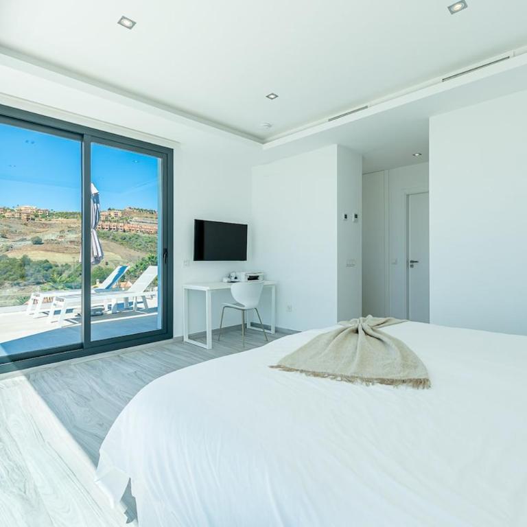 Luxury Holiday Villa with Heated Pool Open Sea Views - Villa con vistas al mar - 12