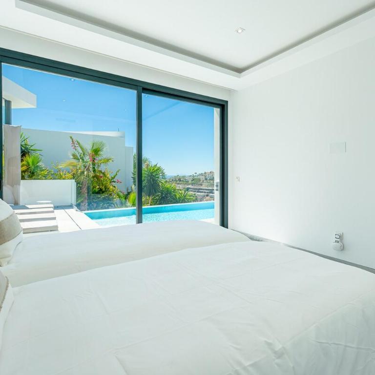 Luxury Holiday Villa with Heated Pool Open Sea Views - Villa con vistas al mar - 5