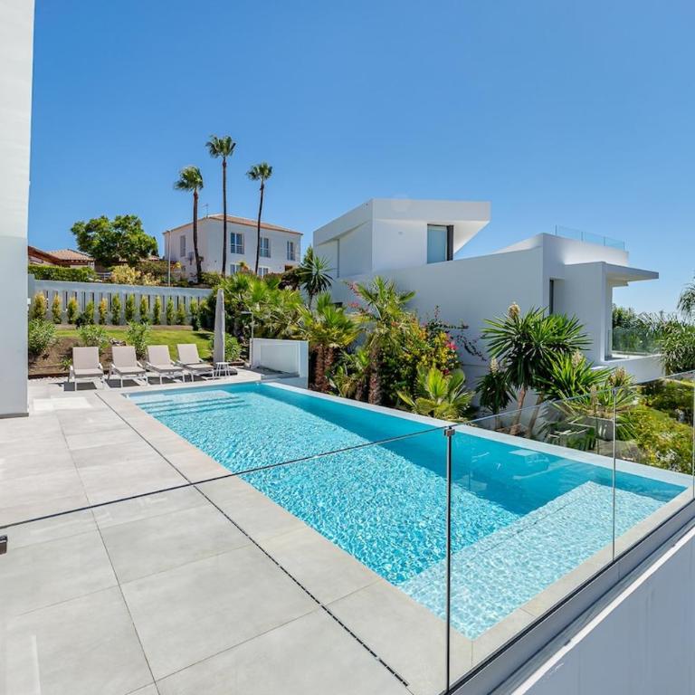 Luxury Holiday Villa with Heated Pool Open Sea Views - Villa con vistas al mar - 38