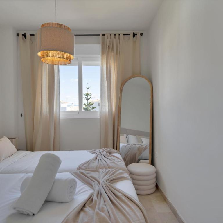 Palm Beach Residency - Beachside with Free Parking - Apartamento de 2 dormitorios con terraza y vistas al mar - 23