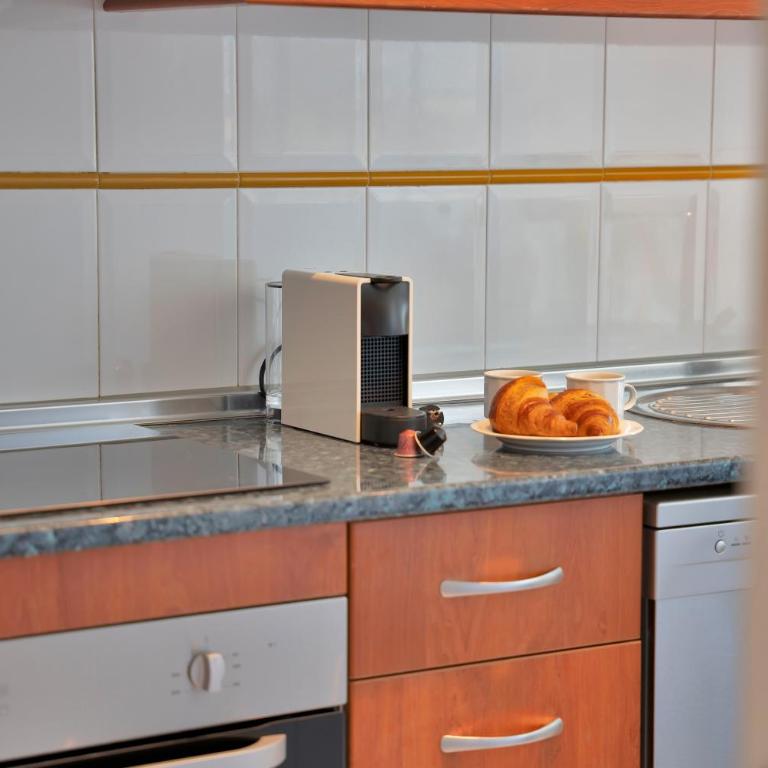 Palm Beach Residency - Beachside with Free Parking - Apartamento de 2 dormitorios con terraza y vistas al mar - 38