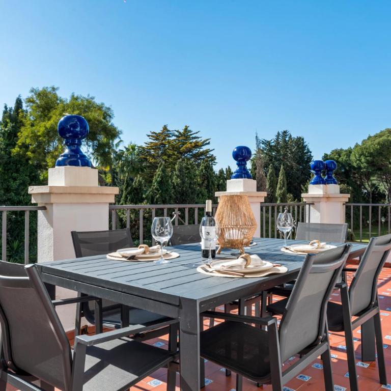 2 bdr apartment next to the beach in Puerto Banús - Apartamento de 2 dormitorios - 11