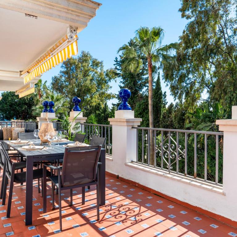 2 bdr apartment next to the beach in Puerto Banús - Apartamento de 2 dormitorios - 3