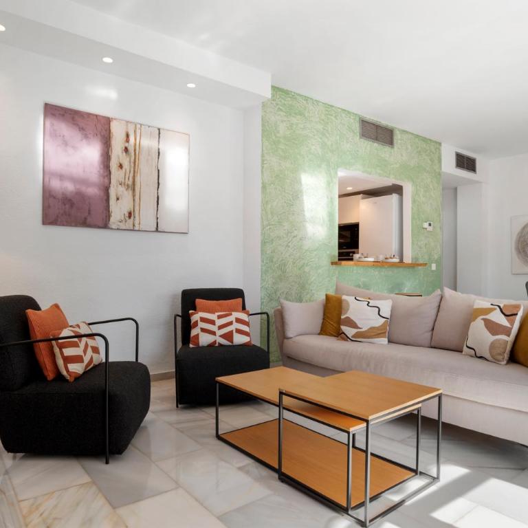 2 bdr apartment next to the beach in Puerto Banús - Apartamento de 2 dormitorios - 13