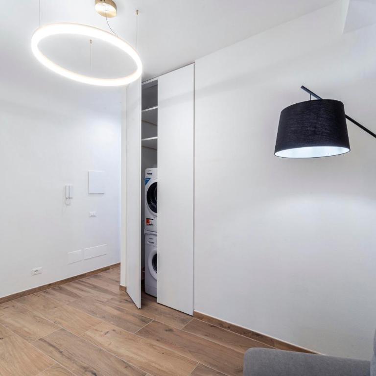 UNYCA - Florence Elegant Three-Bedroom Apartment - Suite Appartamento con 3 Camere da Letto - 5