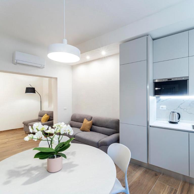 UNYCA - Florence Elegant Three-Bedroom Apartment - Suite Appartamento con 3 Camere da Letto - 7