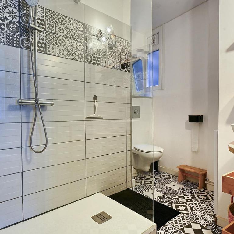Charmant T1 Bis Idéalement situé au pied des thermes Amélie-les-bains - Appartement - 18