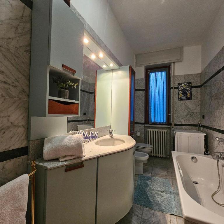 La Finestra Sul Porto by Holiday World - Two-Bedroom Apartment - 20