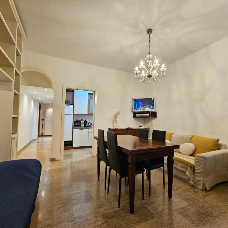 La Finestra Sul Porto by Holiday World - Two-Bedroom Apartment - 5