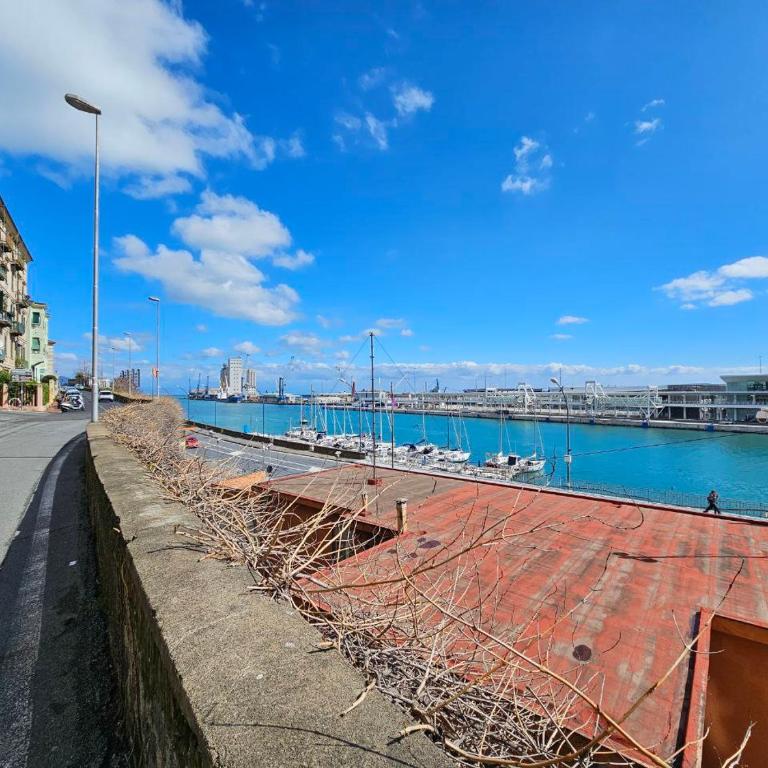 La Finestra Sul Porto by Holiday World - Two-Bedroom Apartment - 23
