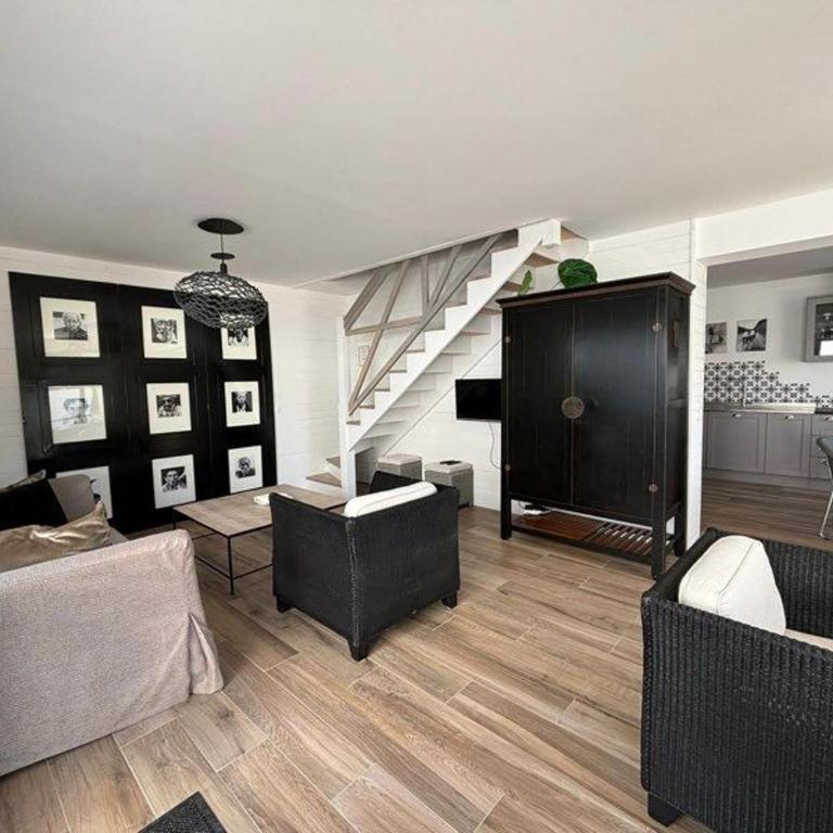 L'Atelier d'artiste by Domaine de Colomban - plages et commerces à pieds - Maison 2 Chambres - 7