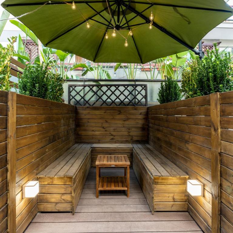 Olive Whisper Rome Garden and Sauna - One-Bedroom Apartment - 24