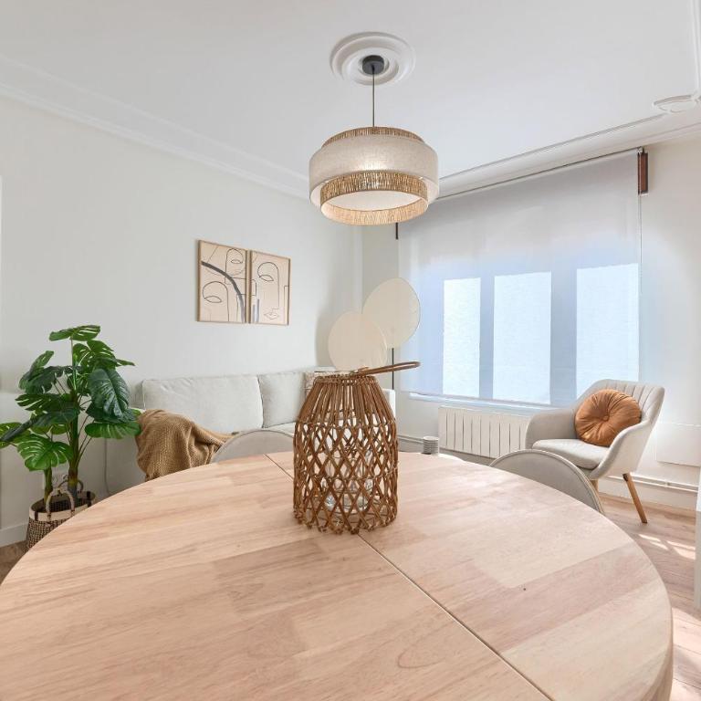 VT reformado y acogedor en zona residencial tranquila - Three-Bedroom Apartment - 3