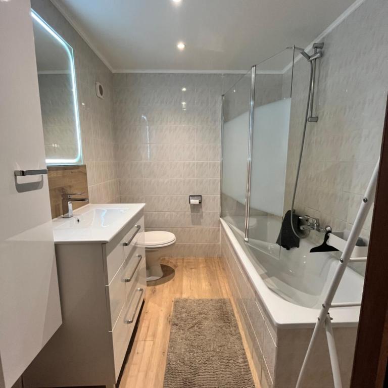Agréable Maison clôturée climatisée DOMAINE TAMARIS, 3 chambres, 6 couchages, Wifi, Accès piscines payant, PORTIRAGNES PLAGE LRTAMV12 - Maison 3 Chambres - 16