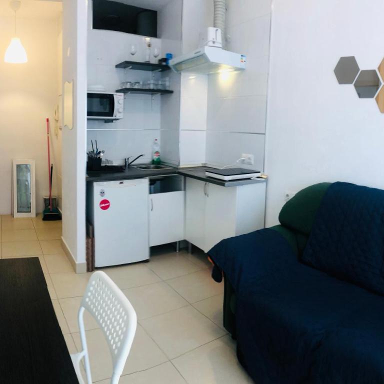Economic apart Malaga centro - One-Bedroom Apartment with Balcony - 6