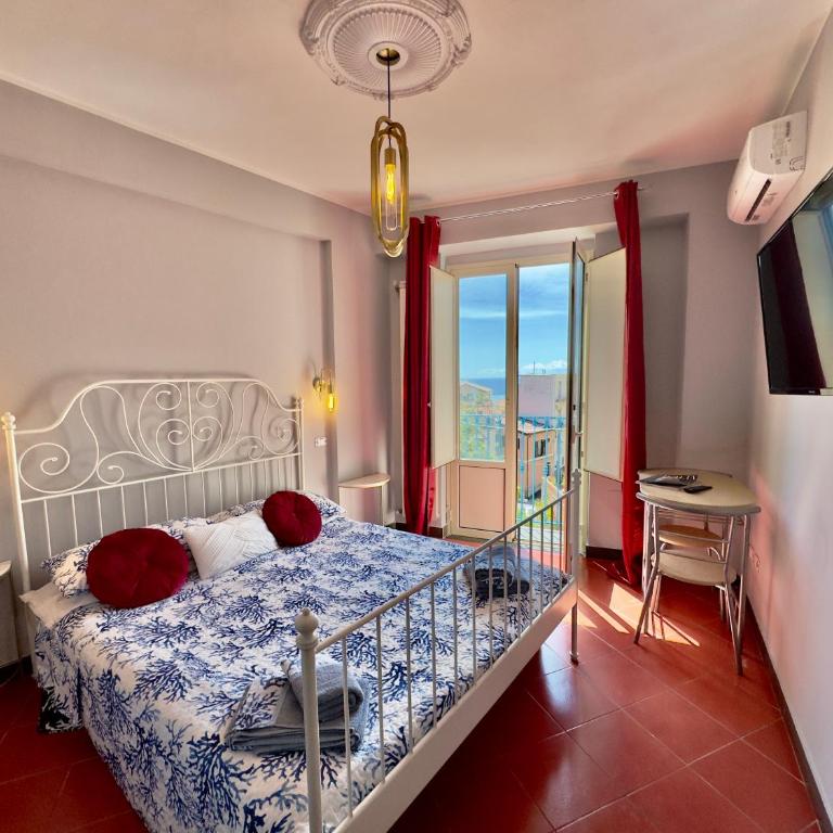 Taorminas Sun Central Boutique Guesthouse & Suites - Camera Queen con Vista Giardino - 7
