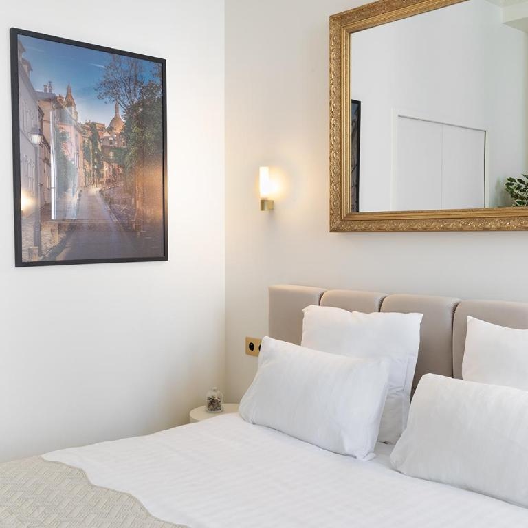 Pick A Flat's Apartments in Opéra- Rue Saint-George - Studio - 10