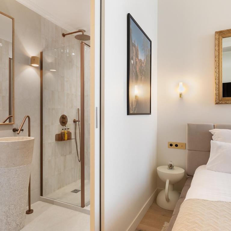 Pick A Flat's Apartments in Opéra- Rue Saint-George - Studio - 5