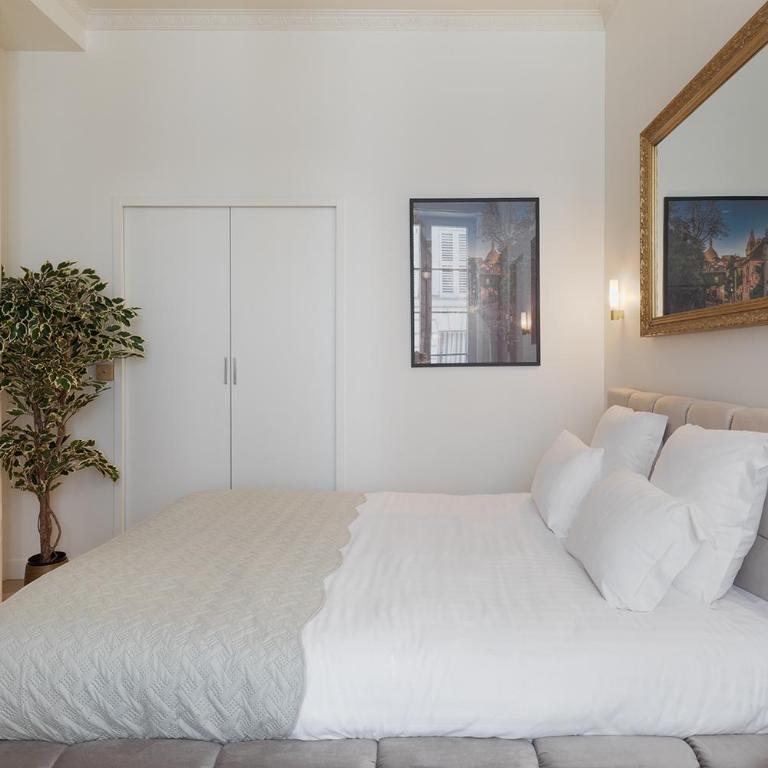 Pick A Flat's Apartments in Opéra- Rue Saint-George - Studio - 8