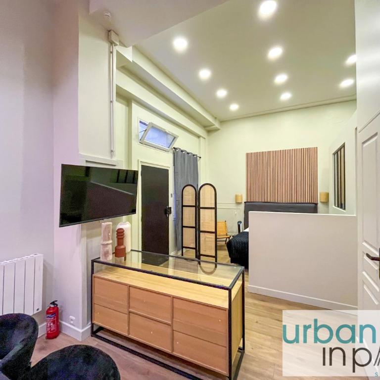 05 - Parisian Design Loft - Apartment - 9