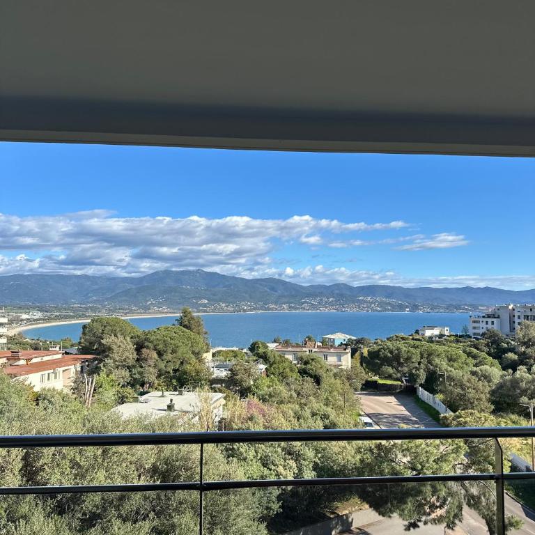 Torriciola location Genovese - Appartamento con 3 Camere da Letto e Vista Mare - 3