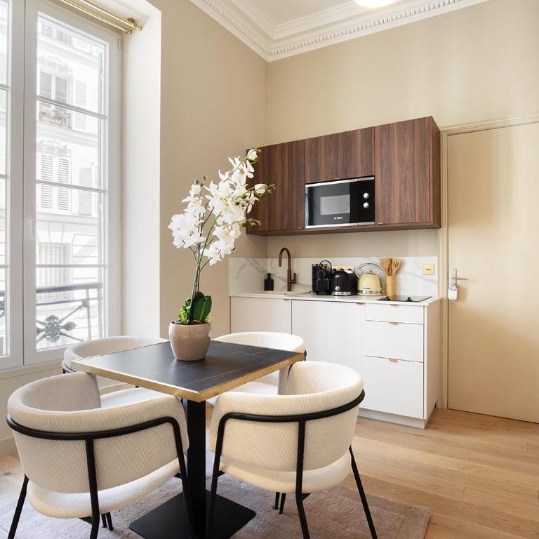 Pick A Flat's Apartments in Opéra- Rue Saint-George - Appartement 1 Chambre - 11