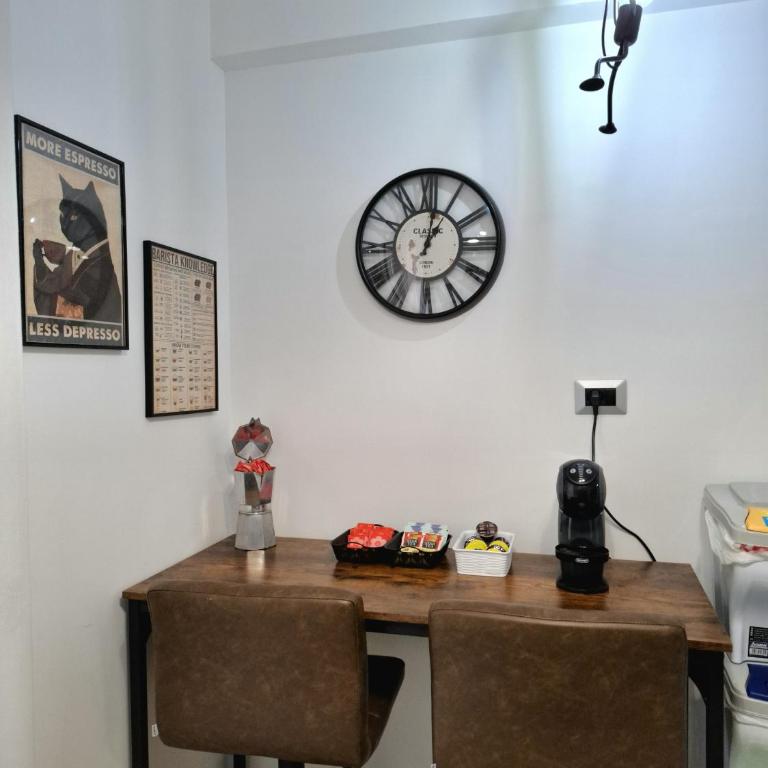 Rome Lumina - Bright two-room apartment near Metro C, 6 stops from the Colosseum - Appartamento con 1 Camera da Letto - 12