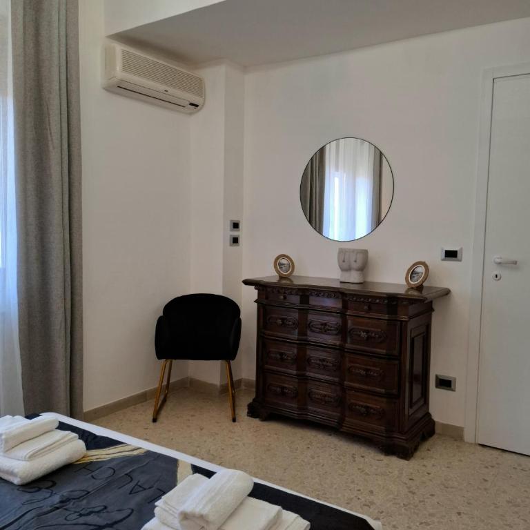 Rome Lumina - Bright two-room apartment near Metro C, 6 stops from the Colosseum - Appartamento con 1 Camera da Letto - 52