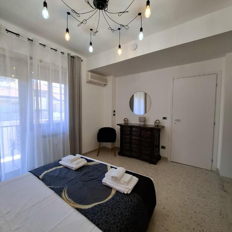 Rome Lumina - Bright two-room apartment near Metro C, 6 stops from the Colosseum - Appartamento con 1 Camera da Letto - 61