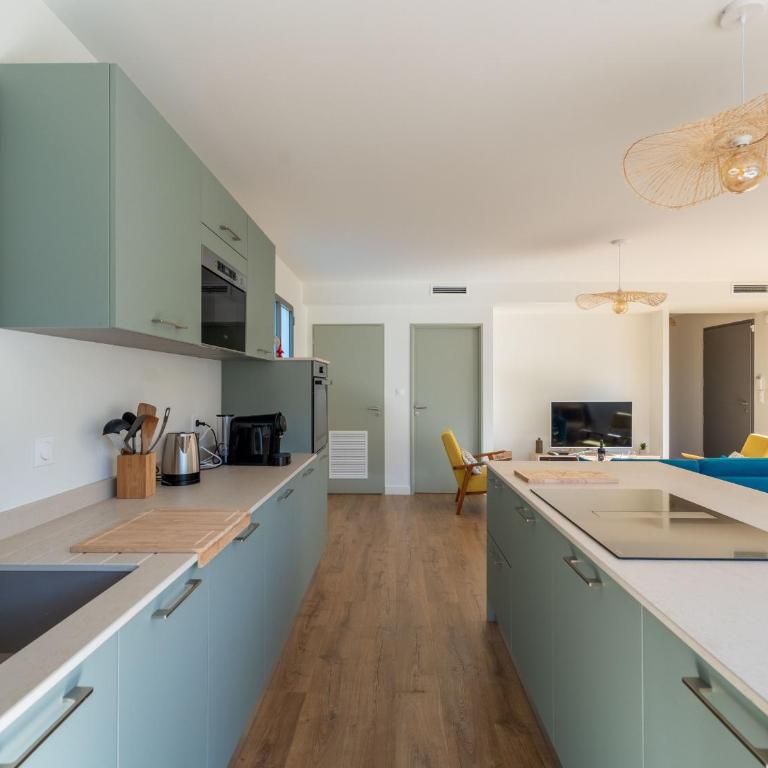 Maison neuve proche océan, terrasse, parking, 8 pers - FR-1-319-585 - Maison de Vacances - 13