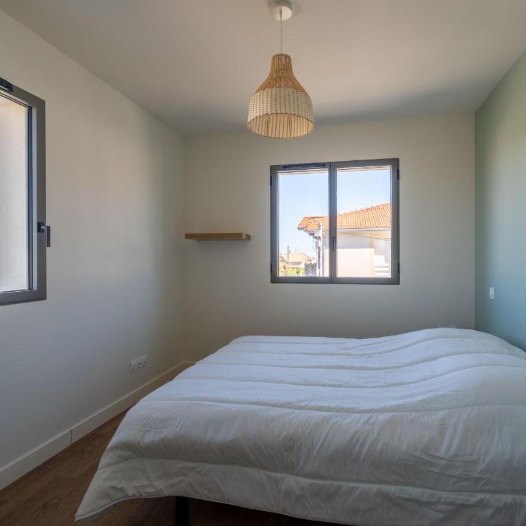 Maison neuve proche océan, terrasse, parking, 8 pers - FR-1-319-585 - Maison de Vacances - 16