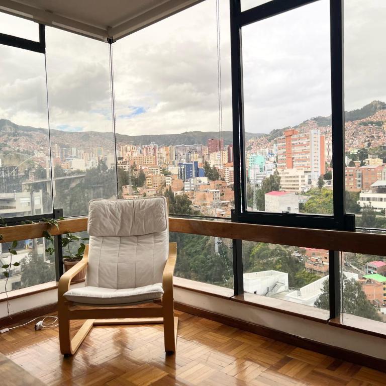 Soleado departamento con vistas hermosas Sopocachi - Apartamento de 2 dormitorios con vistas a la ciudad - 30